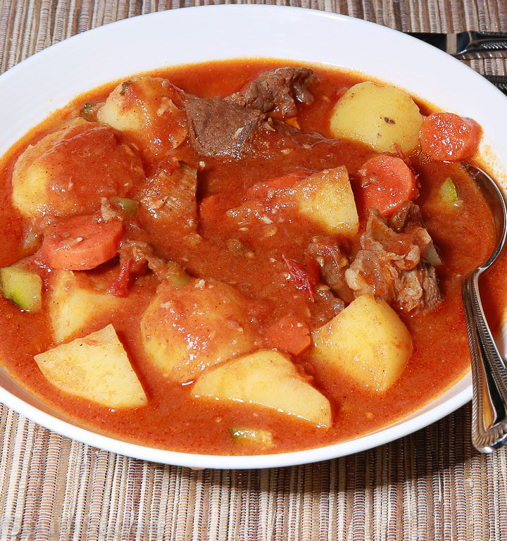 Pictured above is a dish of lamb stew with potatoes and carrots. South Sudan food, Sudanese food, North African recipes.